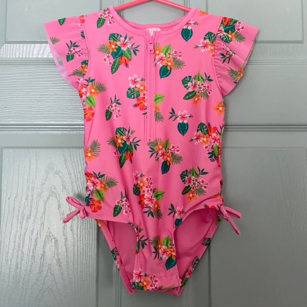 Hawaiian print one piece Cat & Jack toddler girl swimsuit 🌺